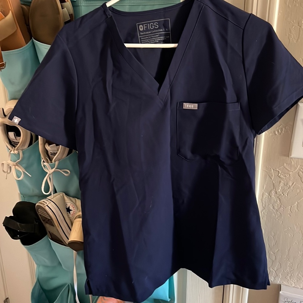 Navy Figs Scrub top